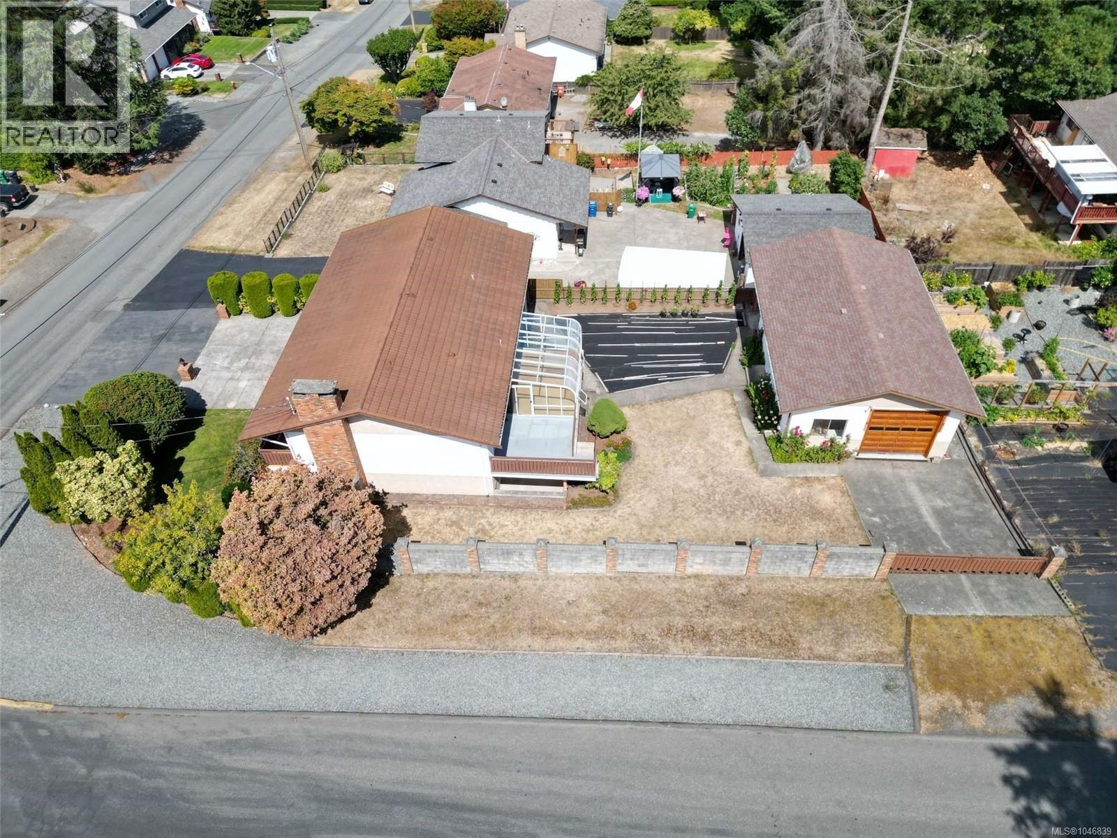 5500 Kenwill Dr - Image 52