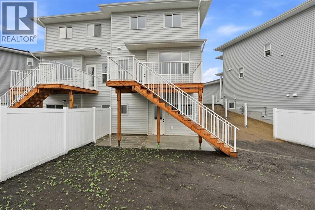 77 Pinnacle Close - Photo 21