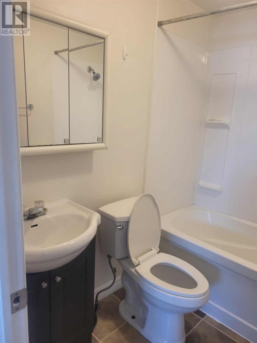 186 Albert ST W - Image 20