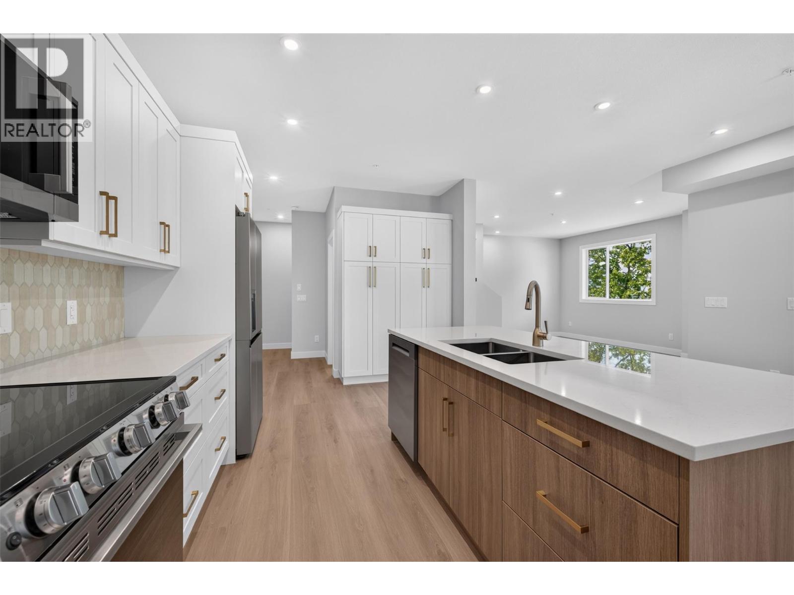 2009 39 Avenue Unit# 4, Vernon