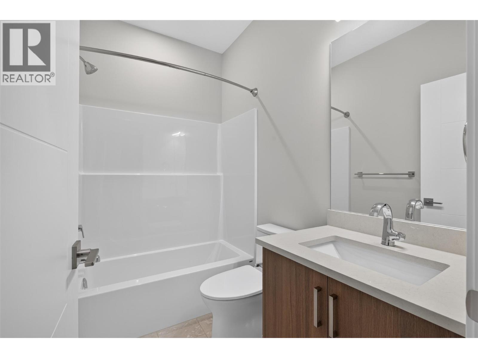 2009 39 Avenue Unit# 4, Vernon