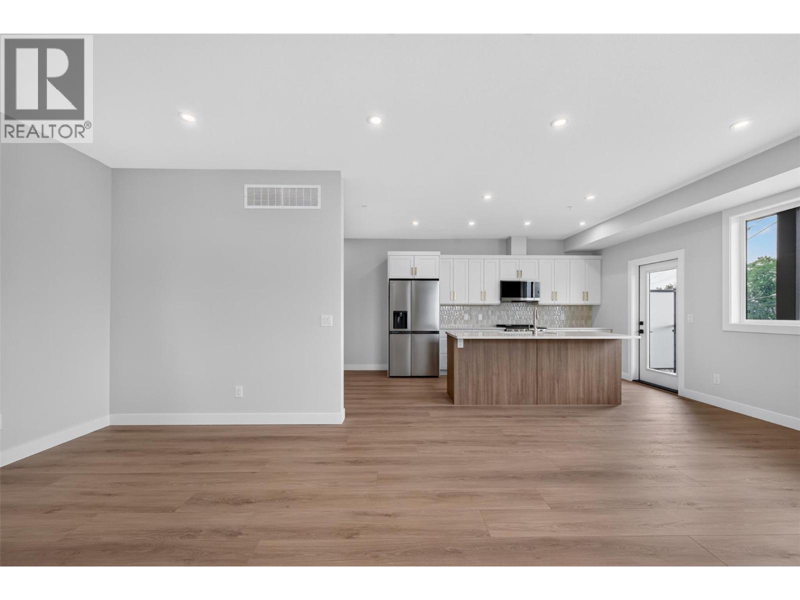 2009 39 Avenue Unit# 3, Vernon