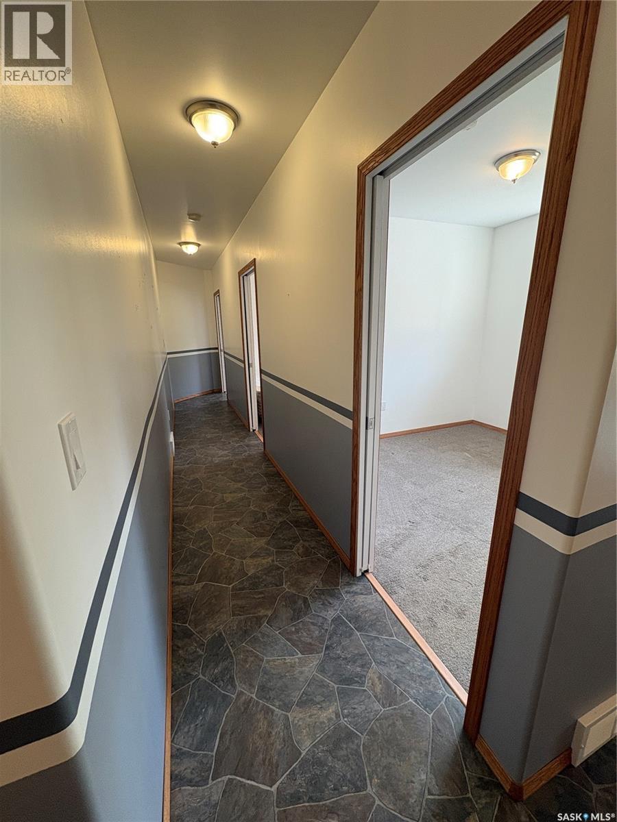 511 Road AVENUE E - 22
