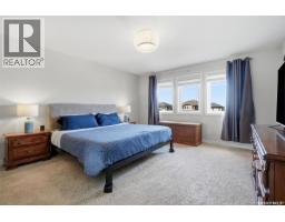 Living room - 422 Pichler Crescent, Saskatoon, SK S7V0G3 Photo 13