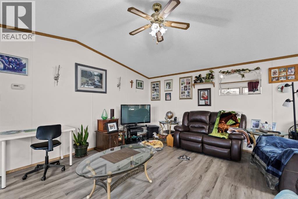 138 Foster Street - Photo 8