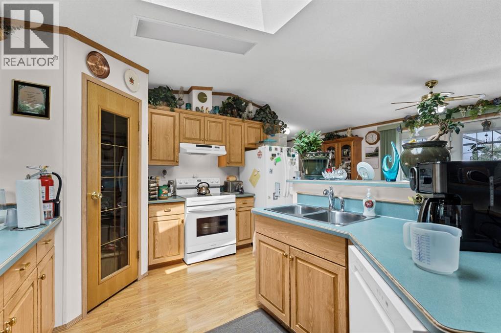 138 Foster Street - Photo 15