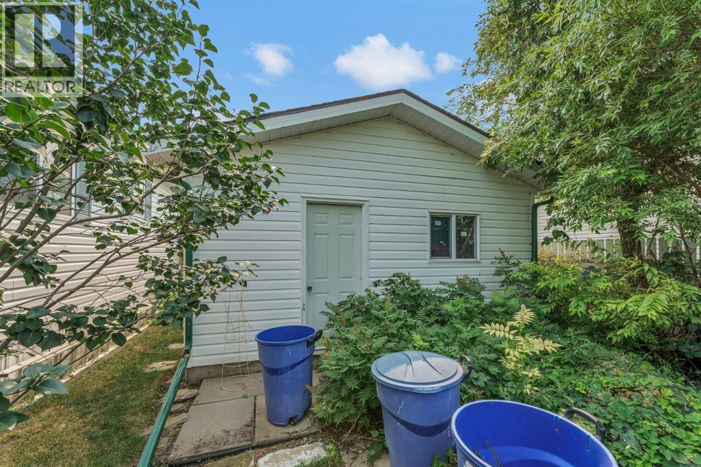 138 Foster Street - Photo 30