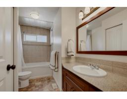 25126 58 Avenue, Langley, BC V4W1G8 Photo 24