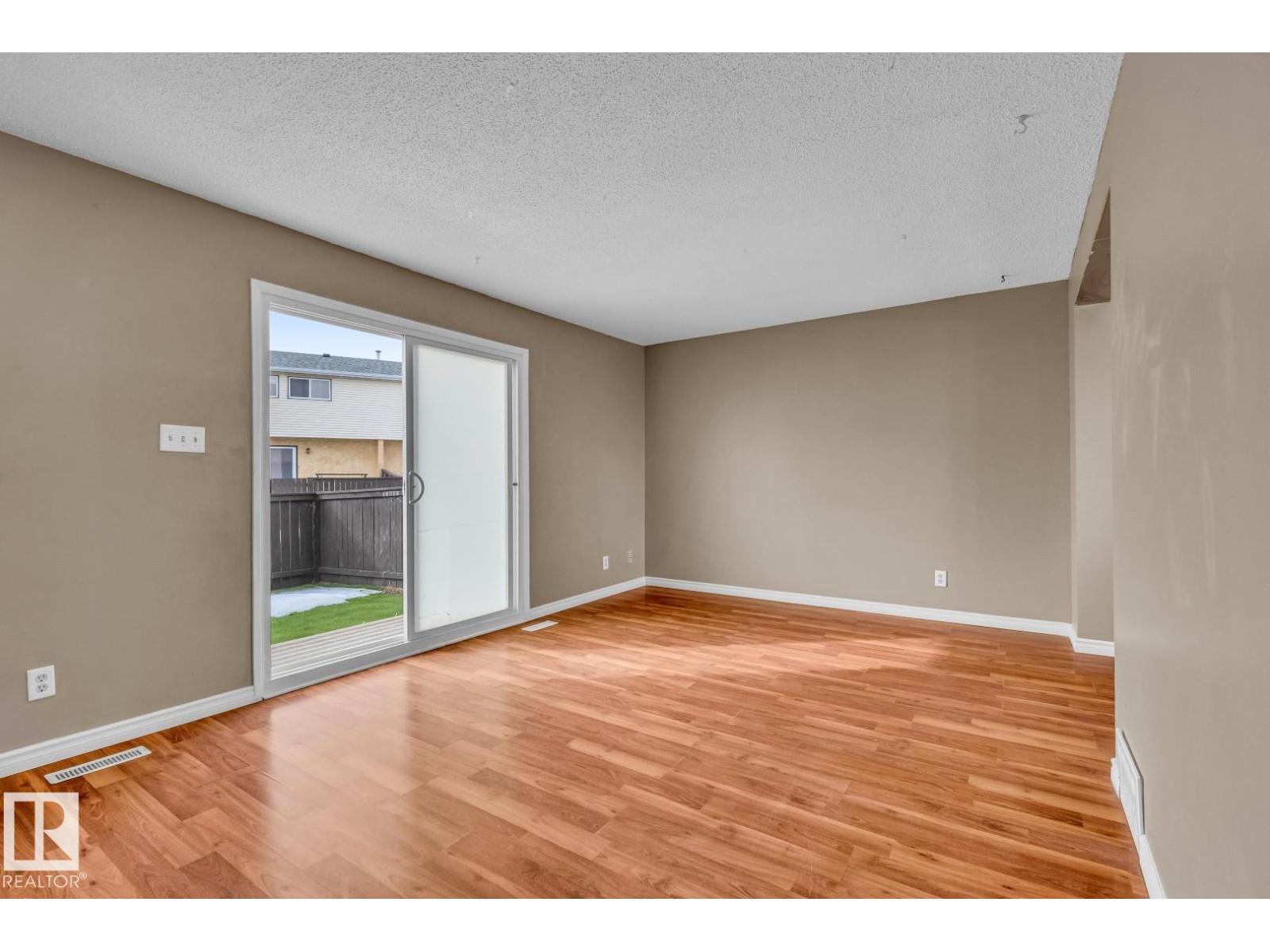 221 HARRISON DR NW NW - Photo 16