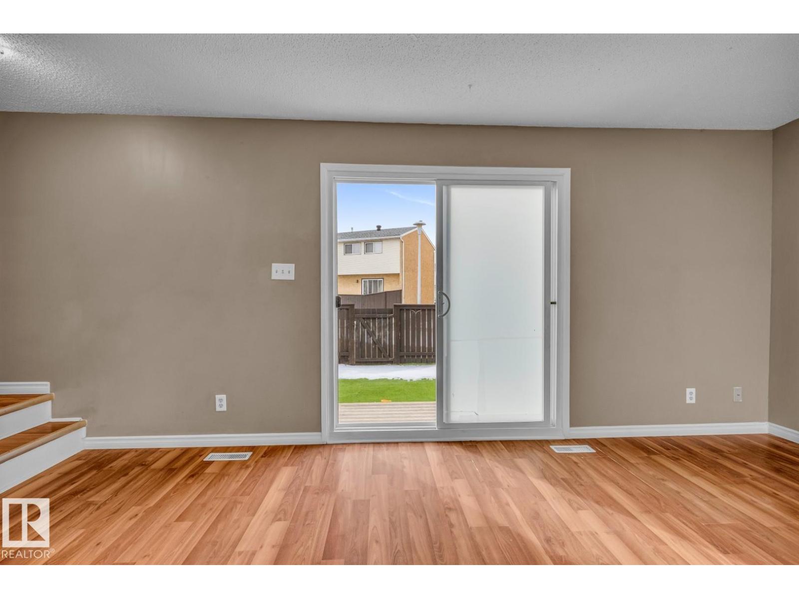 221 HARRISON DR NW NW - Photo 15