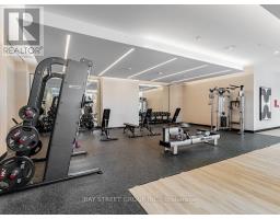 1812 - 2020 Bathurst Street, Toronto, ON M5P0A6 Photo 17