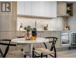 1812 - 2020 Bathurst Street, Toronto, ON M5P0A6 Photo 7