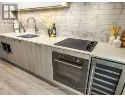 1812 - 2020 Bathurst Street, Toronto, ON M5P0A6 Photo 8