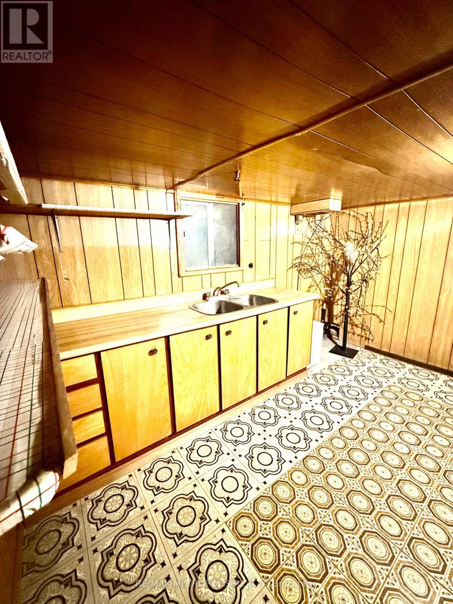 175 CELINA STREET - 32