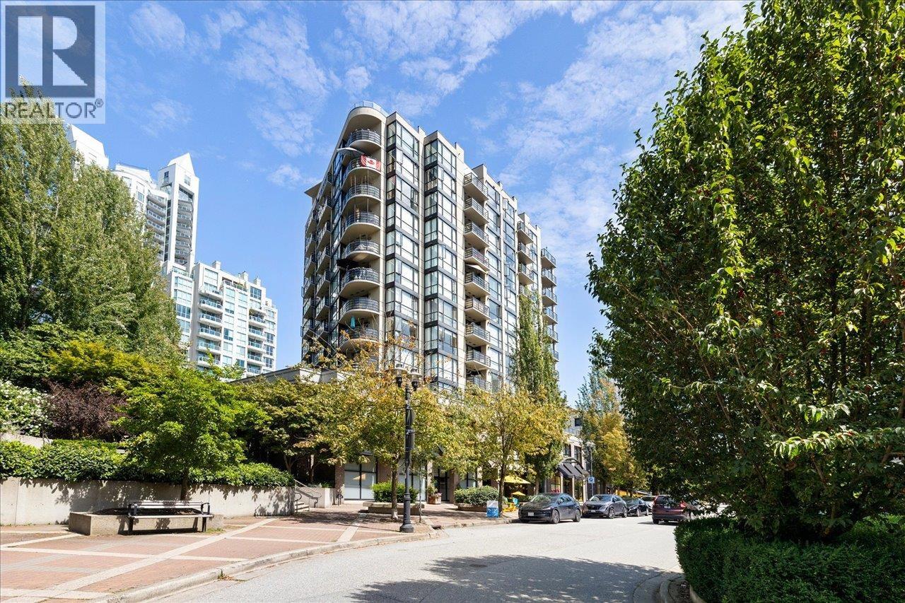 PH2 124 W 1ST STREET, North Vancouver