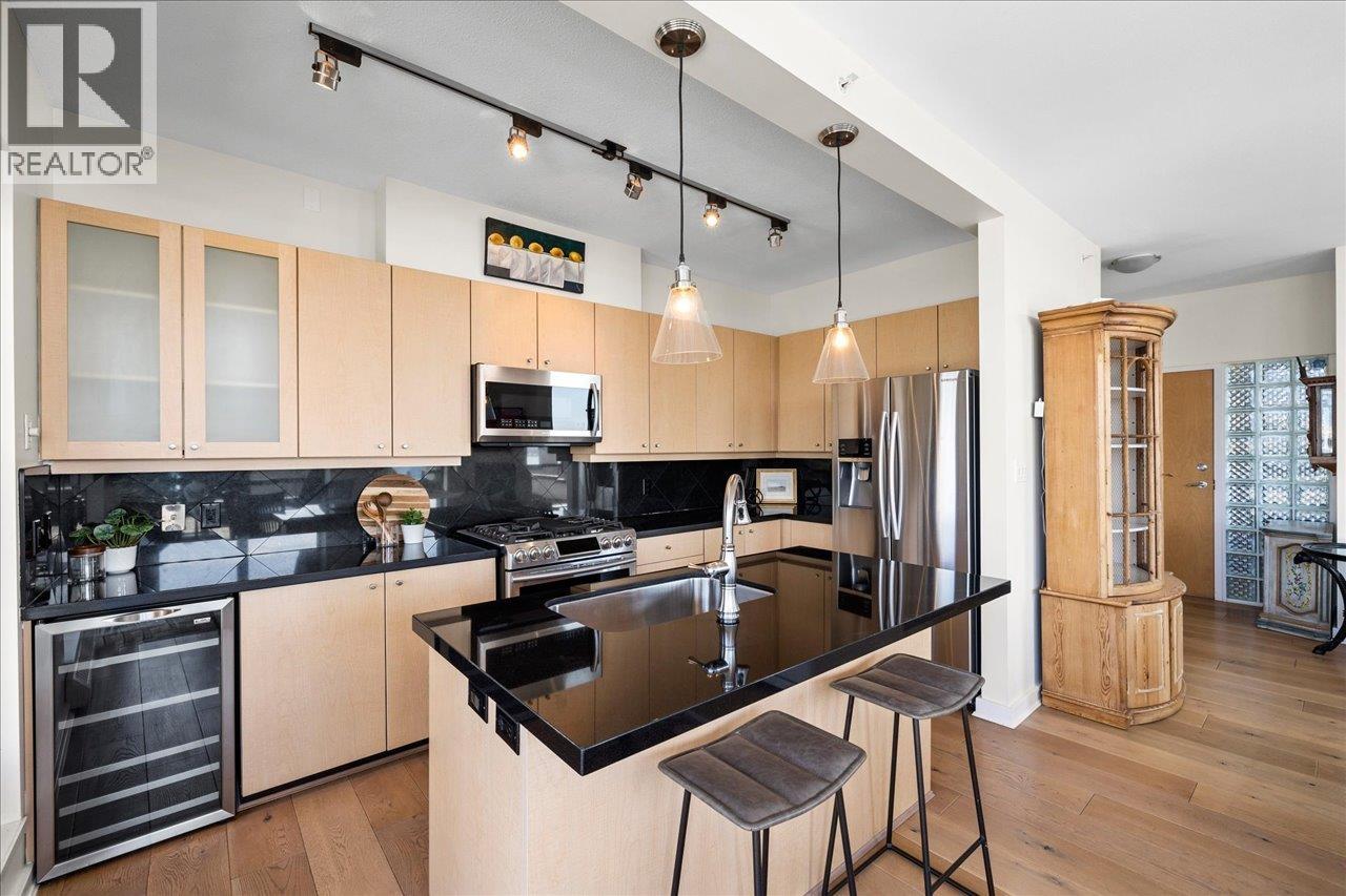 PH2 124 W 1ST STREET, North Vancouver