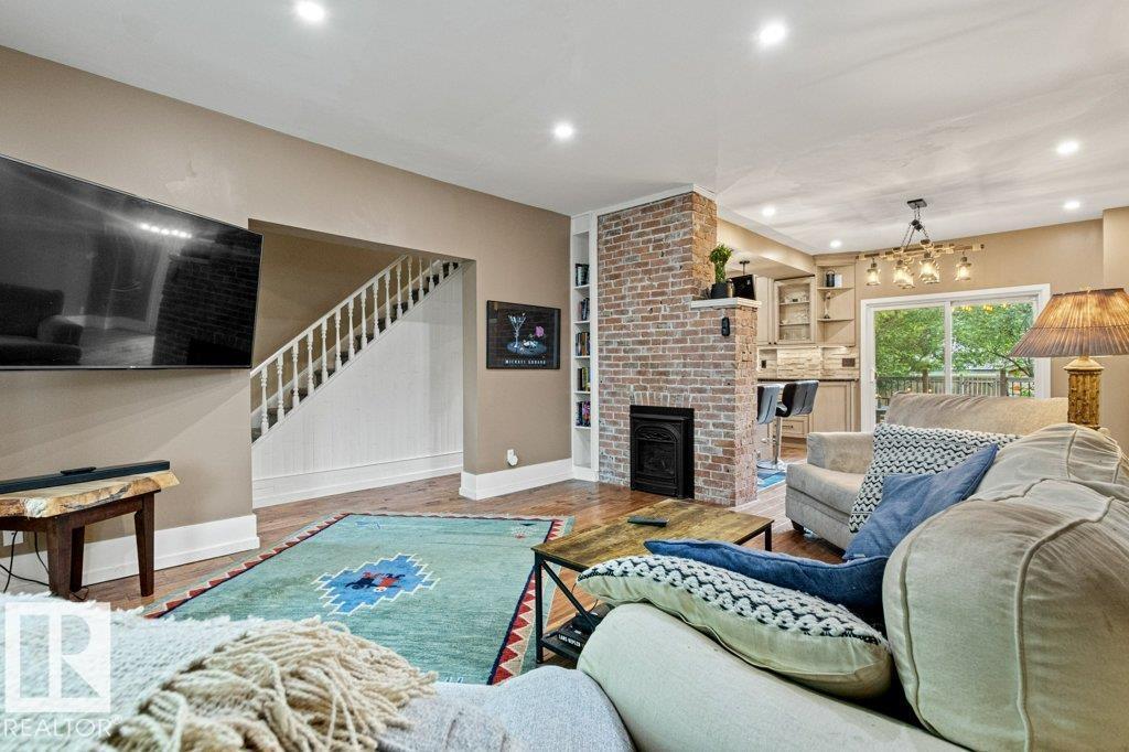 10547 126 Street NW - Photo 14