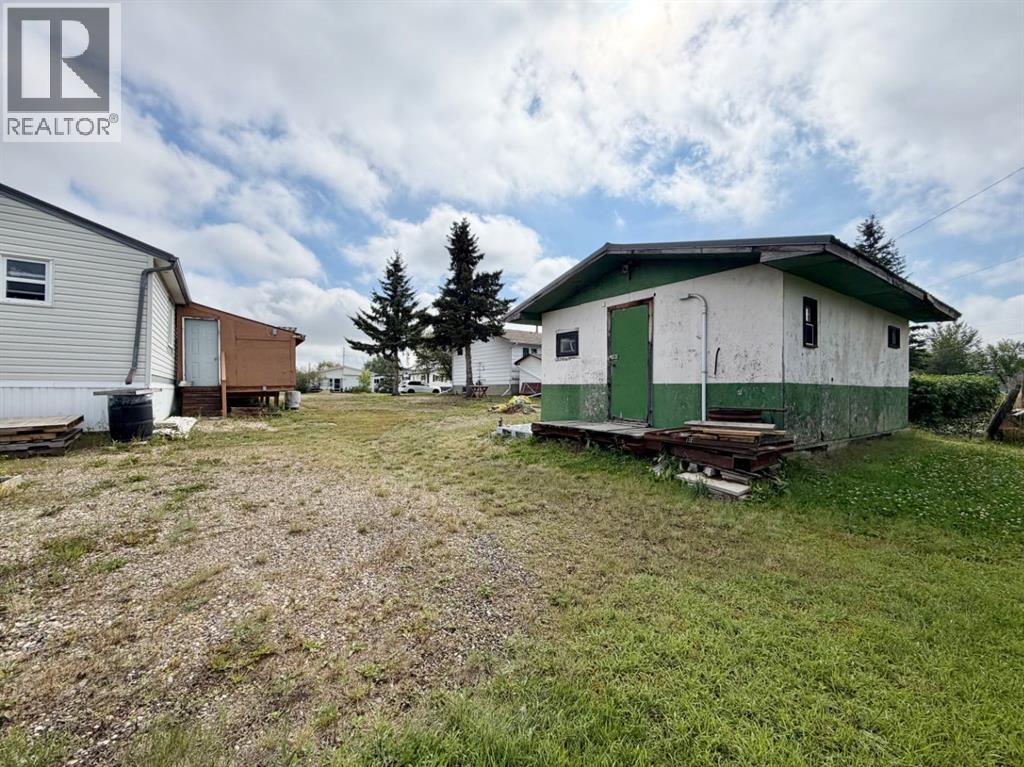 4612 48 Street - 24