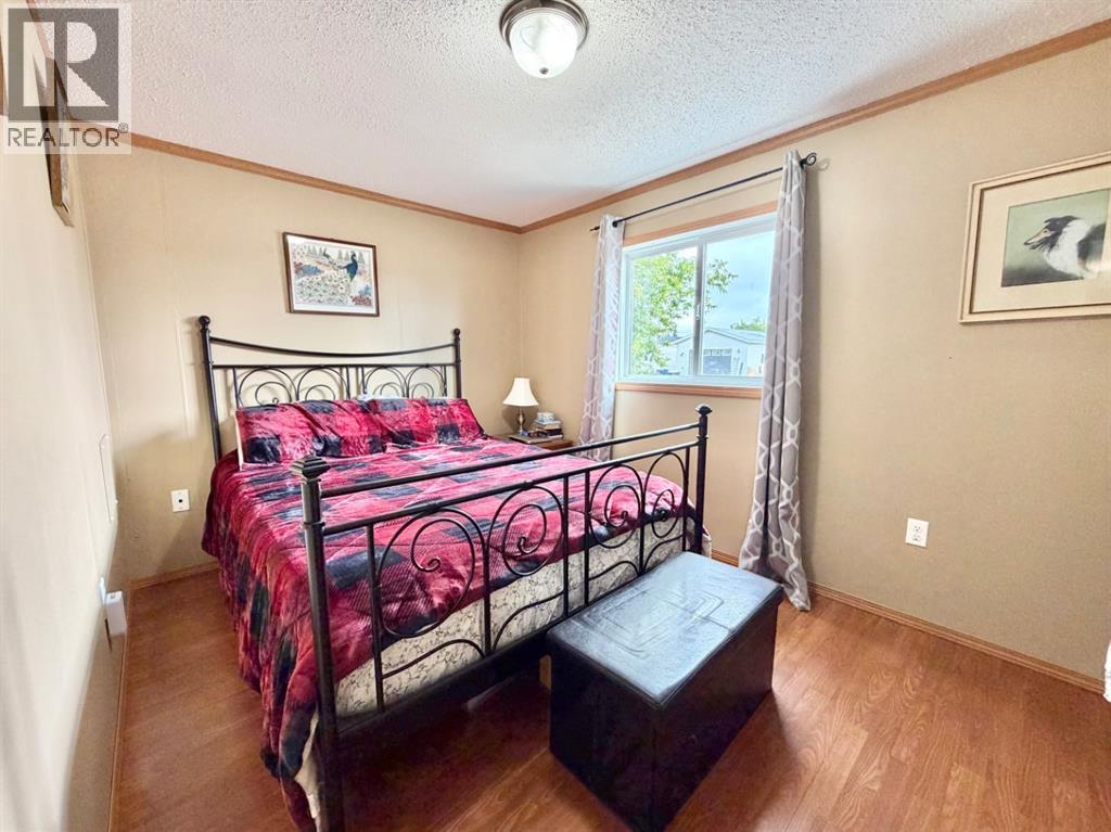4612 48 Street - 5