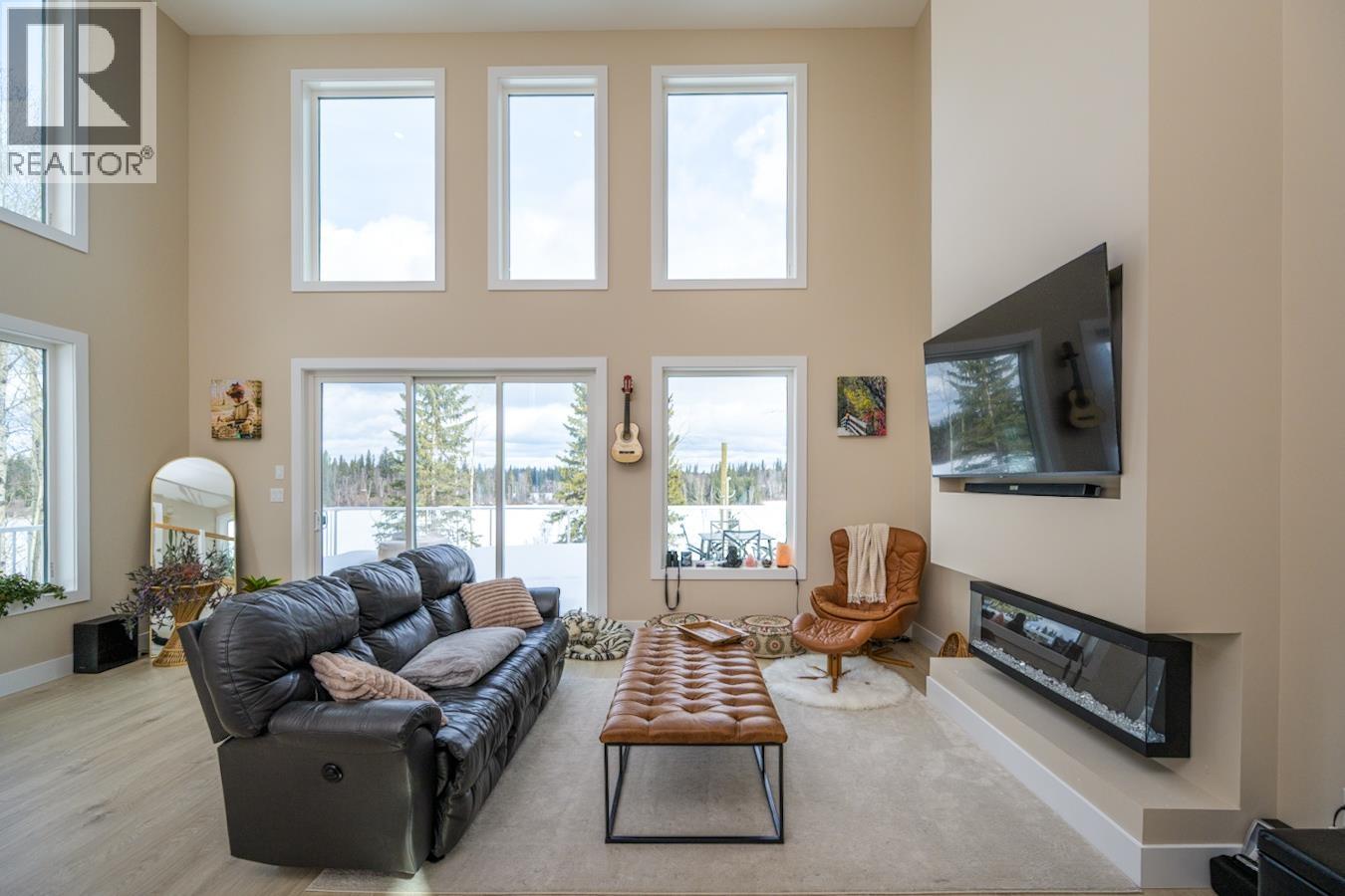 Photo 9 of 31 — 28240 NESS LAKE ROAD · Prince George, BC