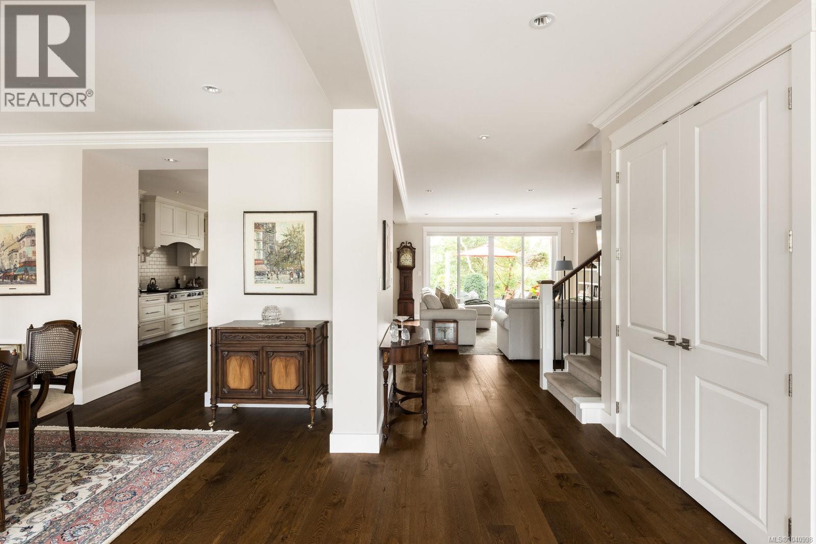1484 Pebble Pl - 15