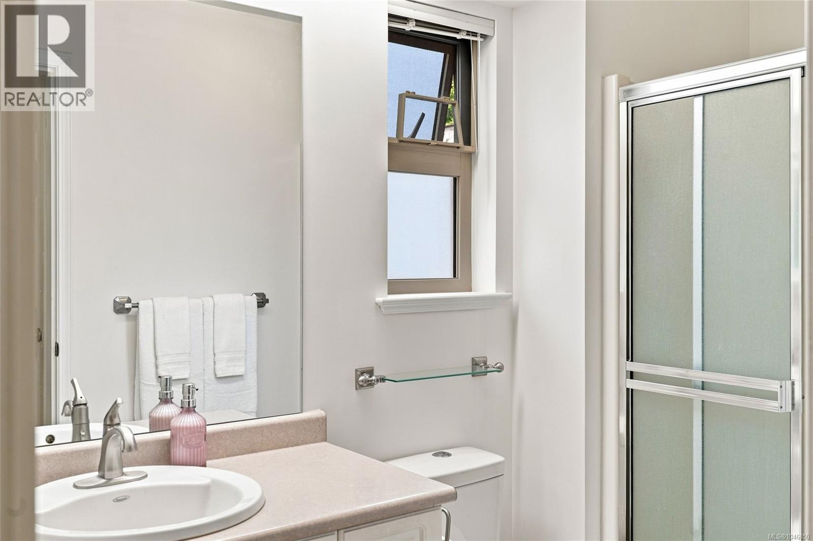 258 Mulberry Pl - Image 24