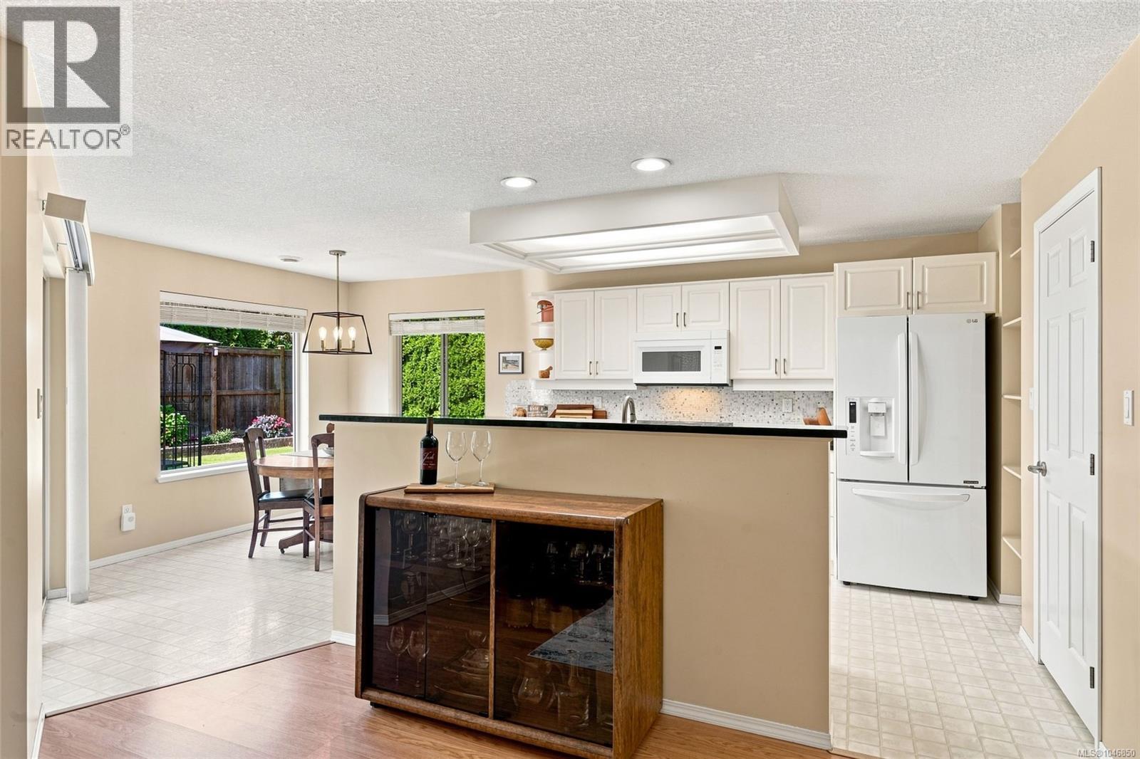 258 Mulberry Pl - Image 19