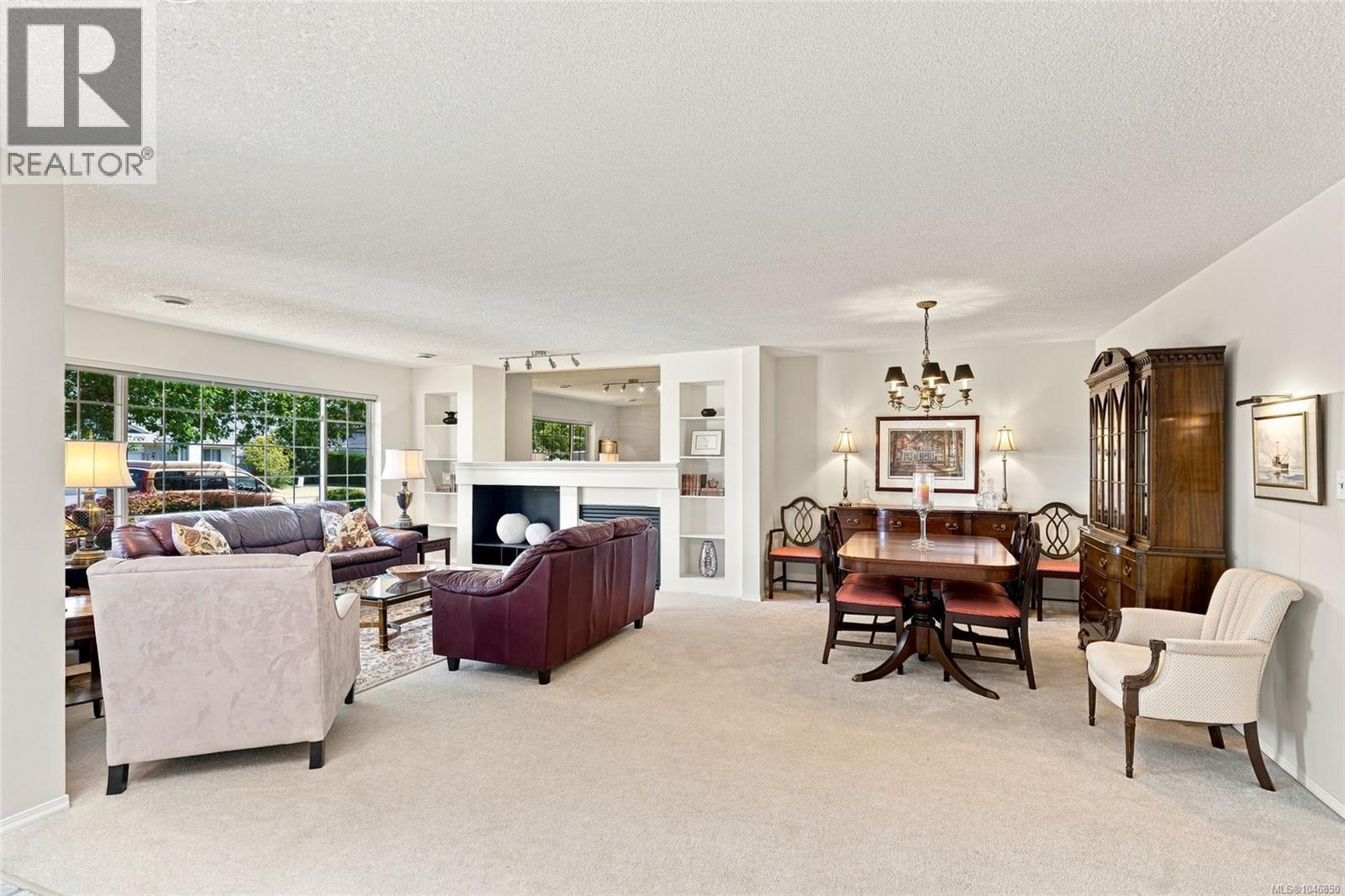 258 Mulberry Pl - Image 3