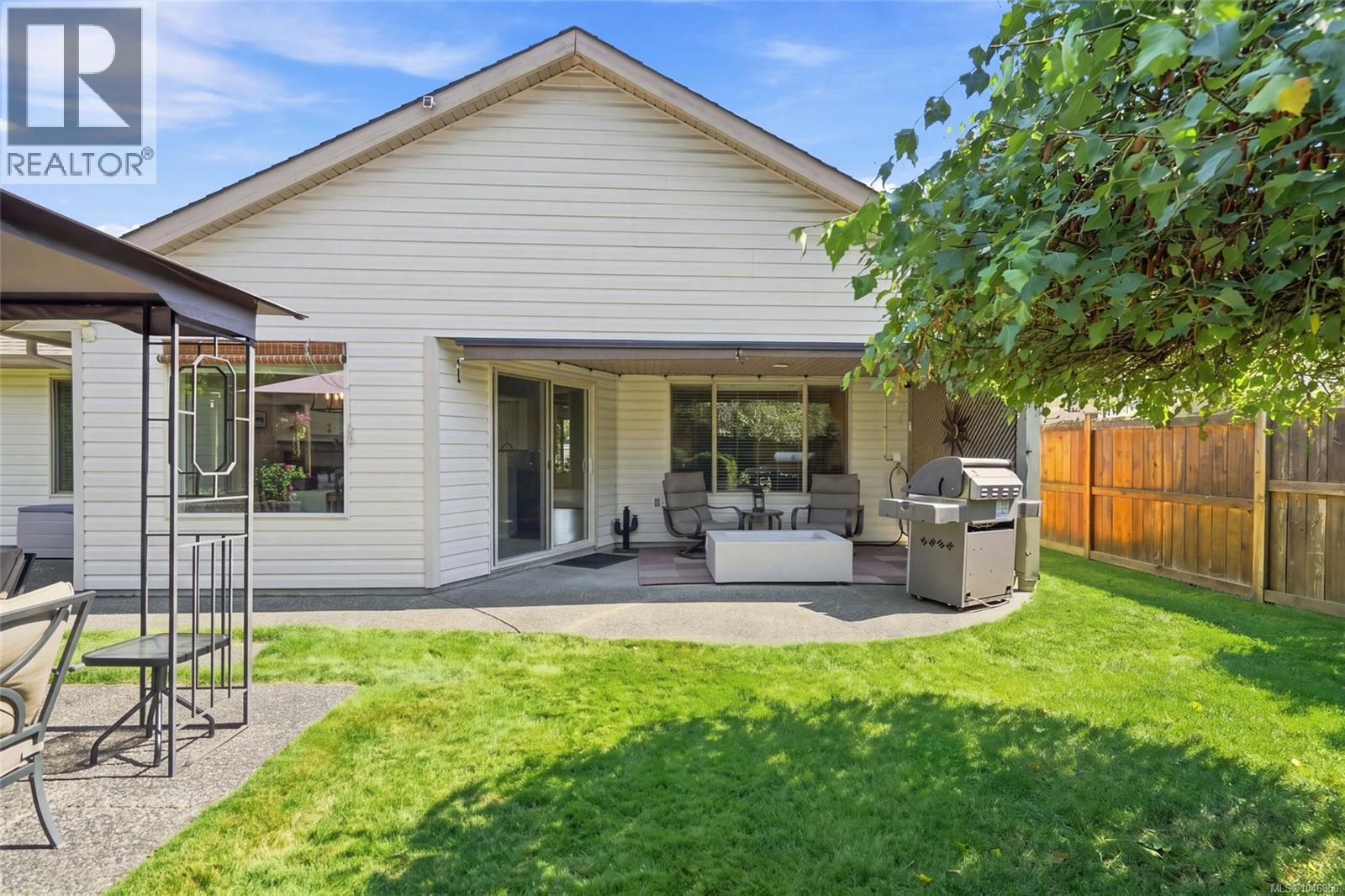 258 Mulberry Pl - Image 31