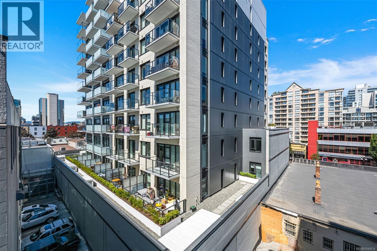 402 838 Broughton Street, Victoria