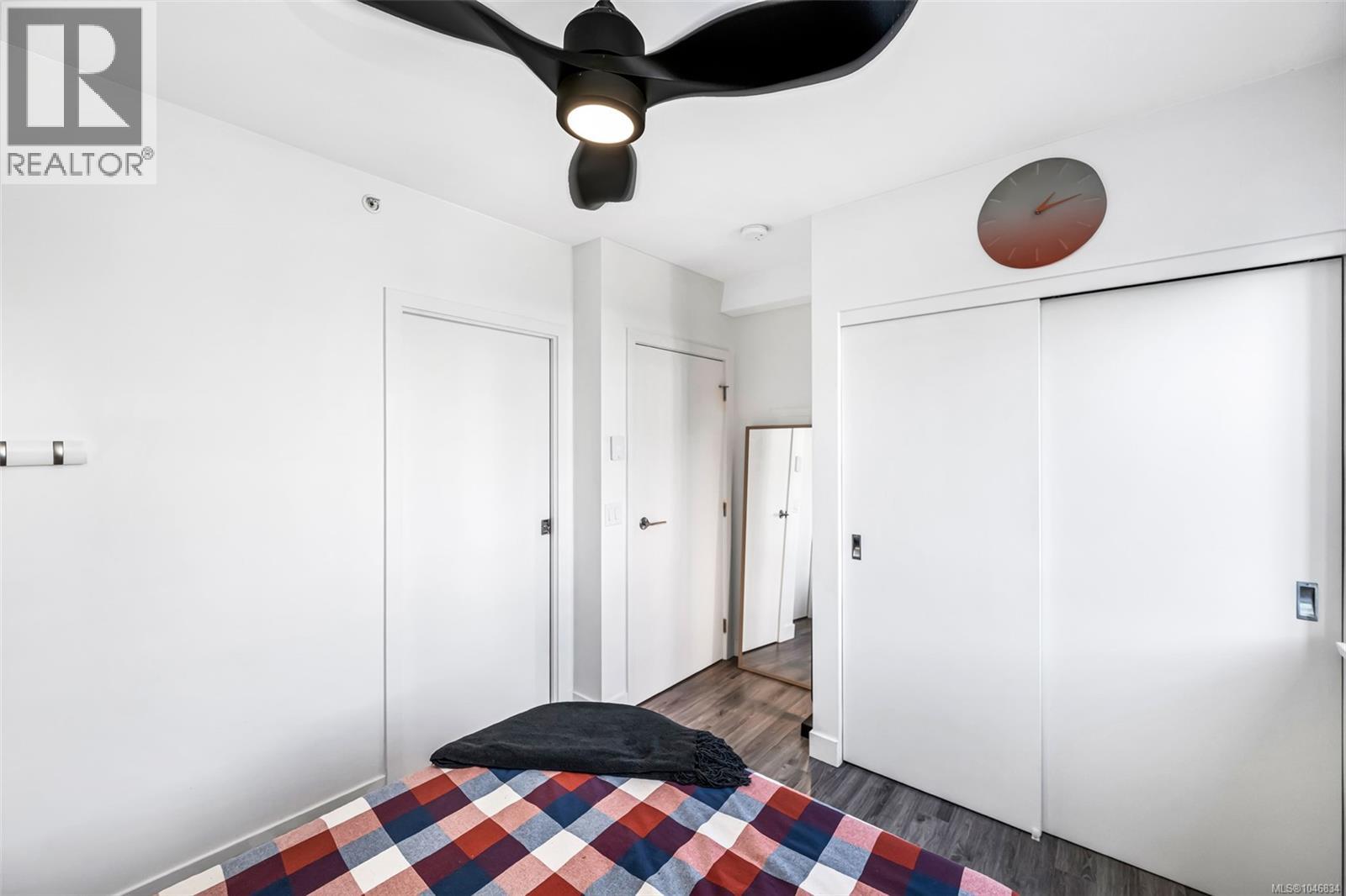 402 838 Broughton Street, Victoria