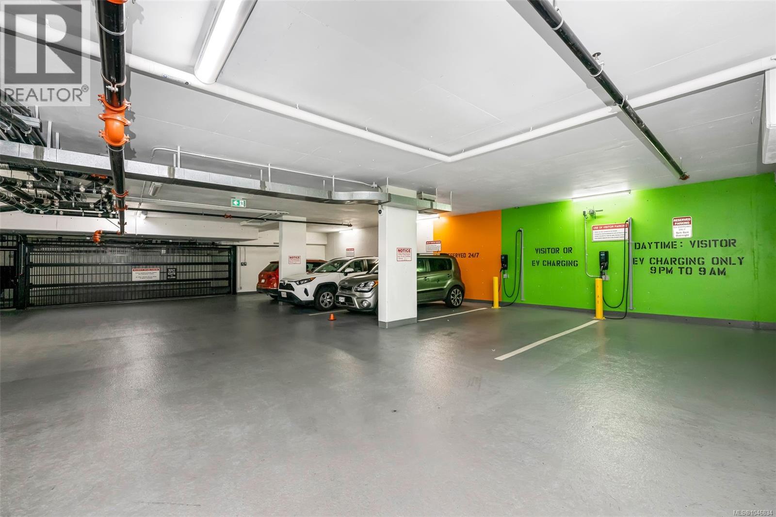 402 838 Broughton Street, Victoria