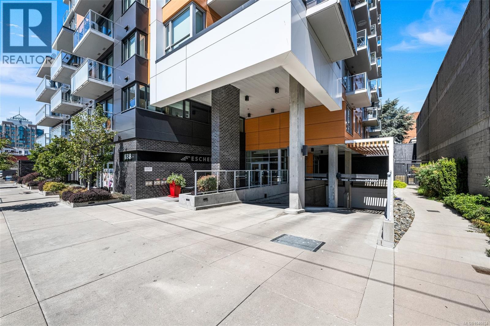 402 838 Broughton Street, Victoria