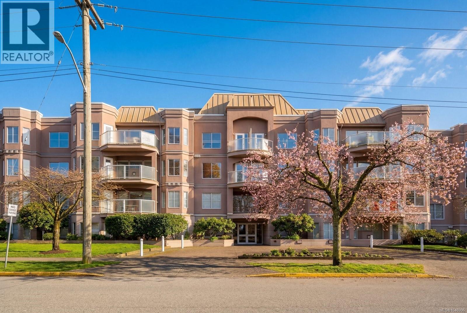 215 405 Quebec Street, Victoria