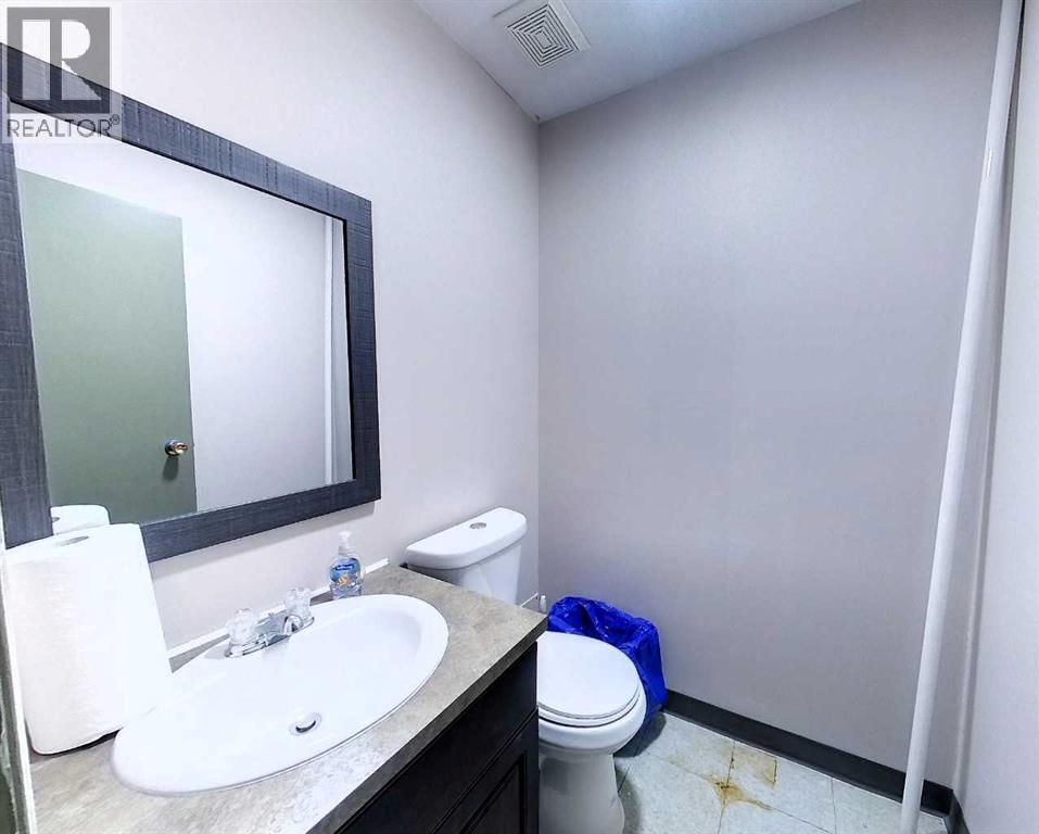 5025 1 Avenue - Photo 16