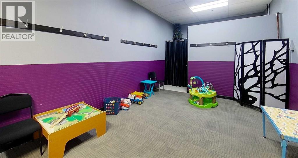 5025 1 Avenue - Photo 23