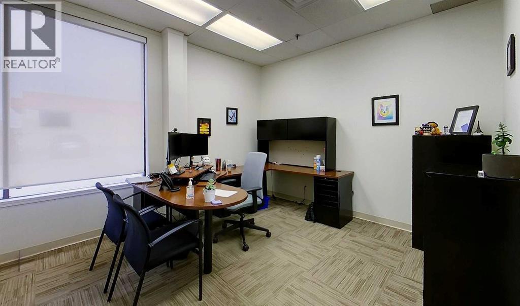 5025 1 Avenue - Photo 33