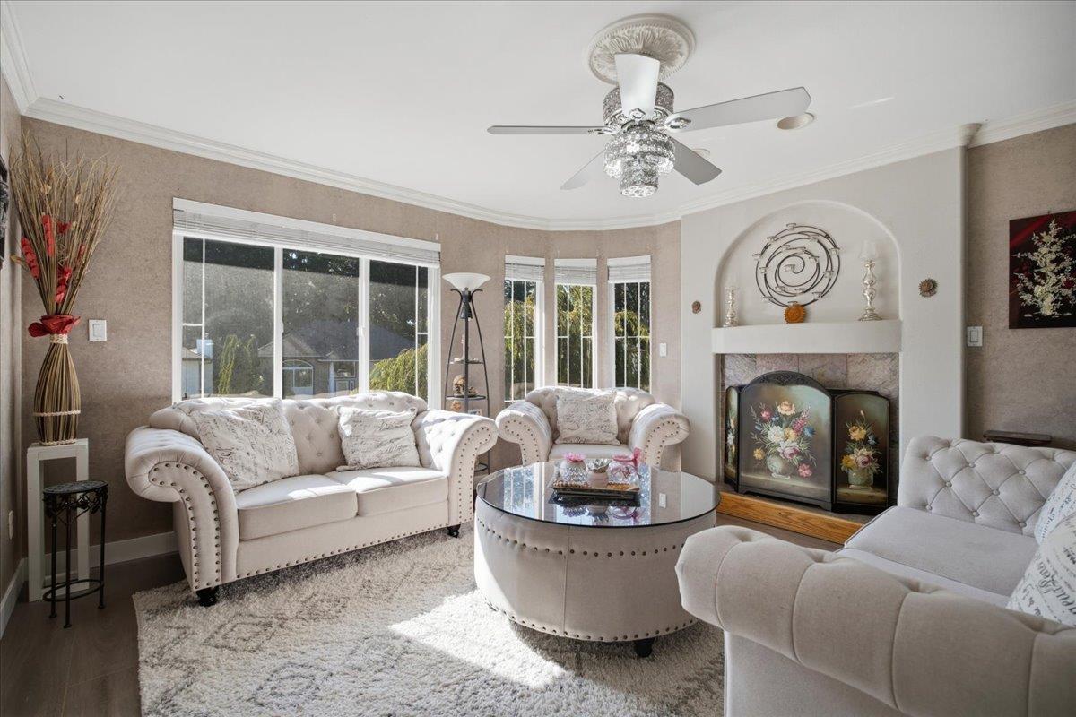 6 Bed, 4 Bath House for Sale in Mission – 8351 MILLER CRESCENT, Mission – MLS# R3153208 - Image 11