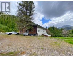 112 Rainbow Lake, Port Edward, BC V0V1G0 Photo 11