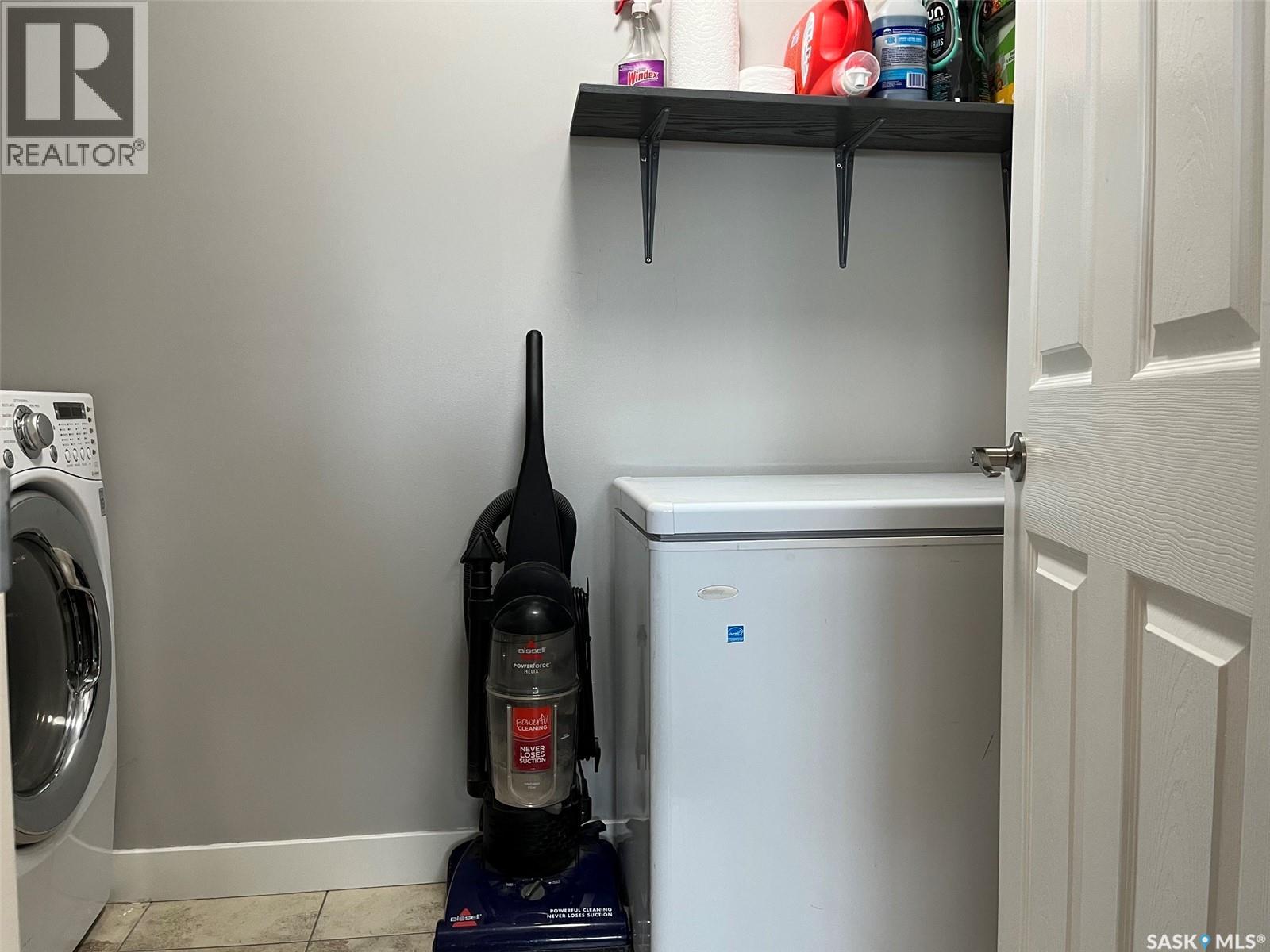 #24 125 Froom CRESCENT - 28