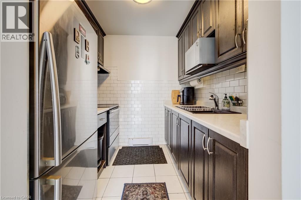 #15 119 CEDAR Street S - 20