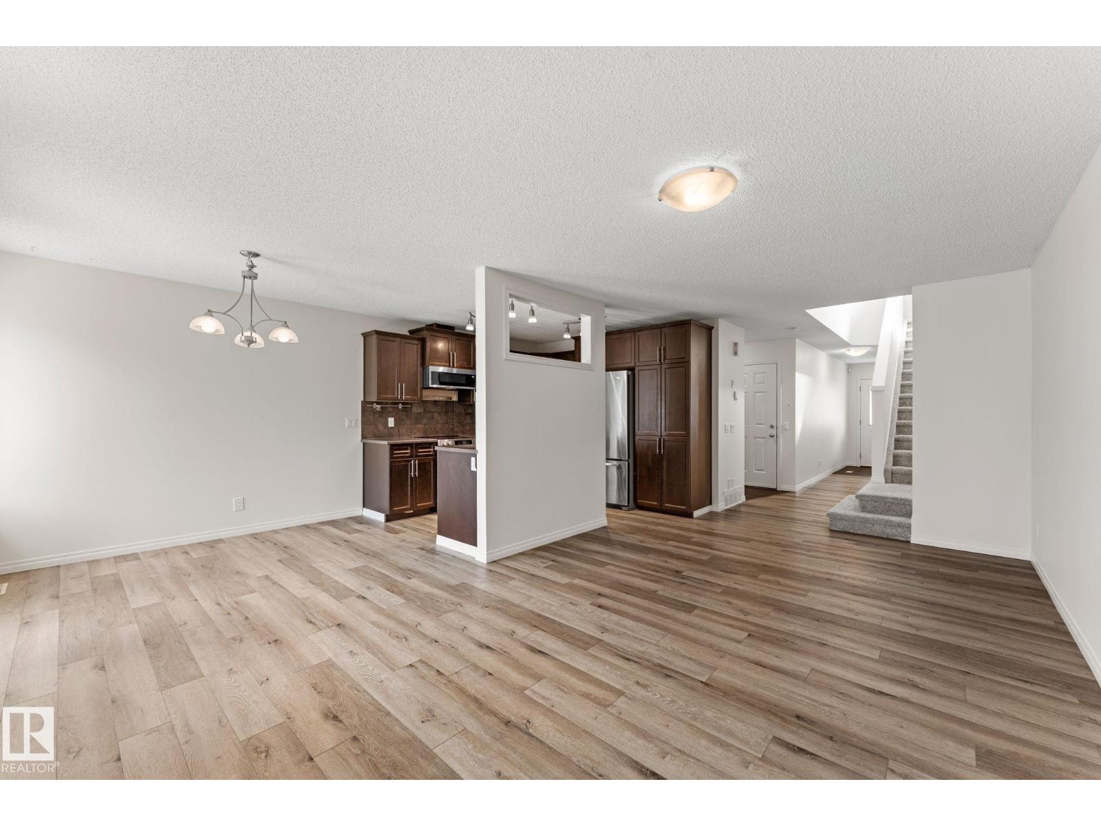 12523 171 AV NW - 9