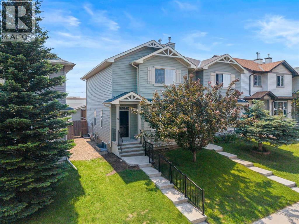 Property for sale at 51 Covehaven Mews NE