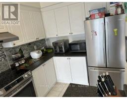 13 Eastwind Drive, Whitchurch Stouffville, ON L4A0W6 Photo 8