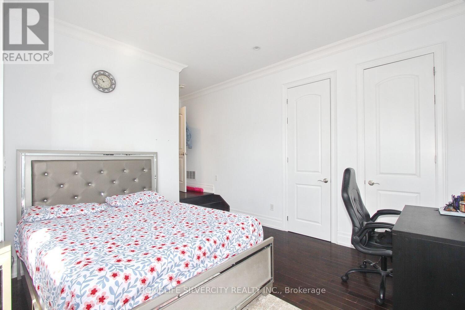 4 BYNG AVENUE - Image 27