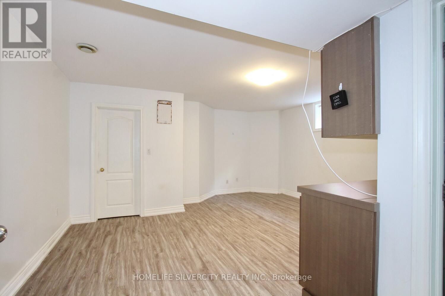 4 BYNG AVENUE - 37