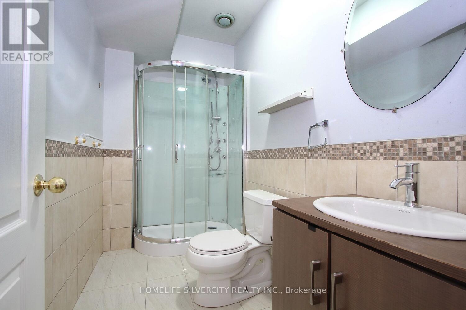 4 BYNG AVENUE - 40