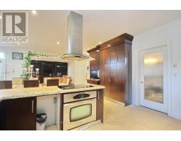 4 Byng Avenue, Toronto, ON M9W2M9 Photo 15