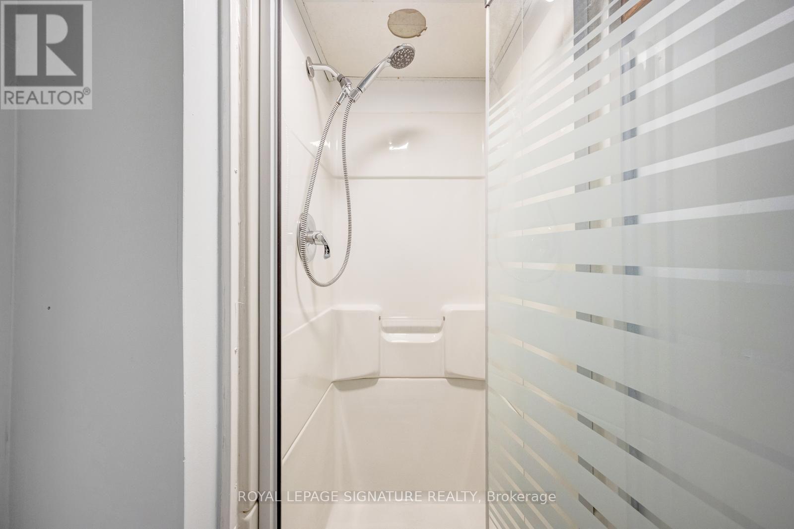 77 MCCRANEY STREET W - Image 45