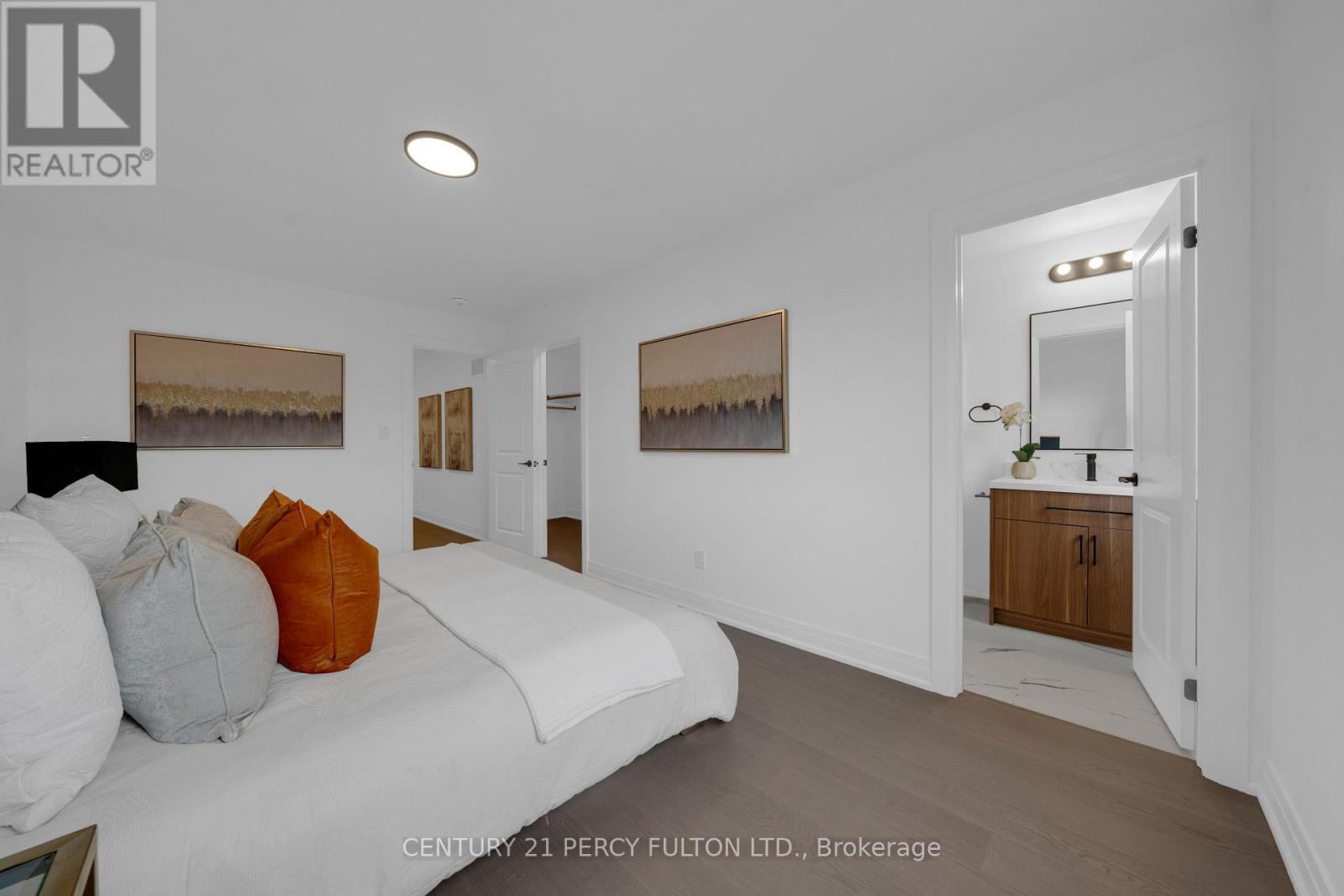 #8 6636 CLOCK COURT - Image 27